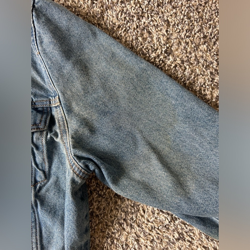 5/$25 Victoria’s Secret PINK distressed hem denim jean jacket size medium - Picture 11 of 12